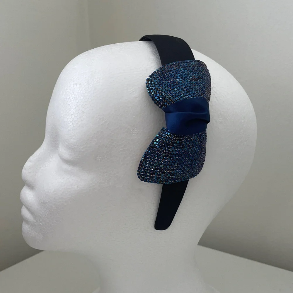 5005. Cära New York Navy Blue Rhinestone Headband